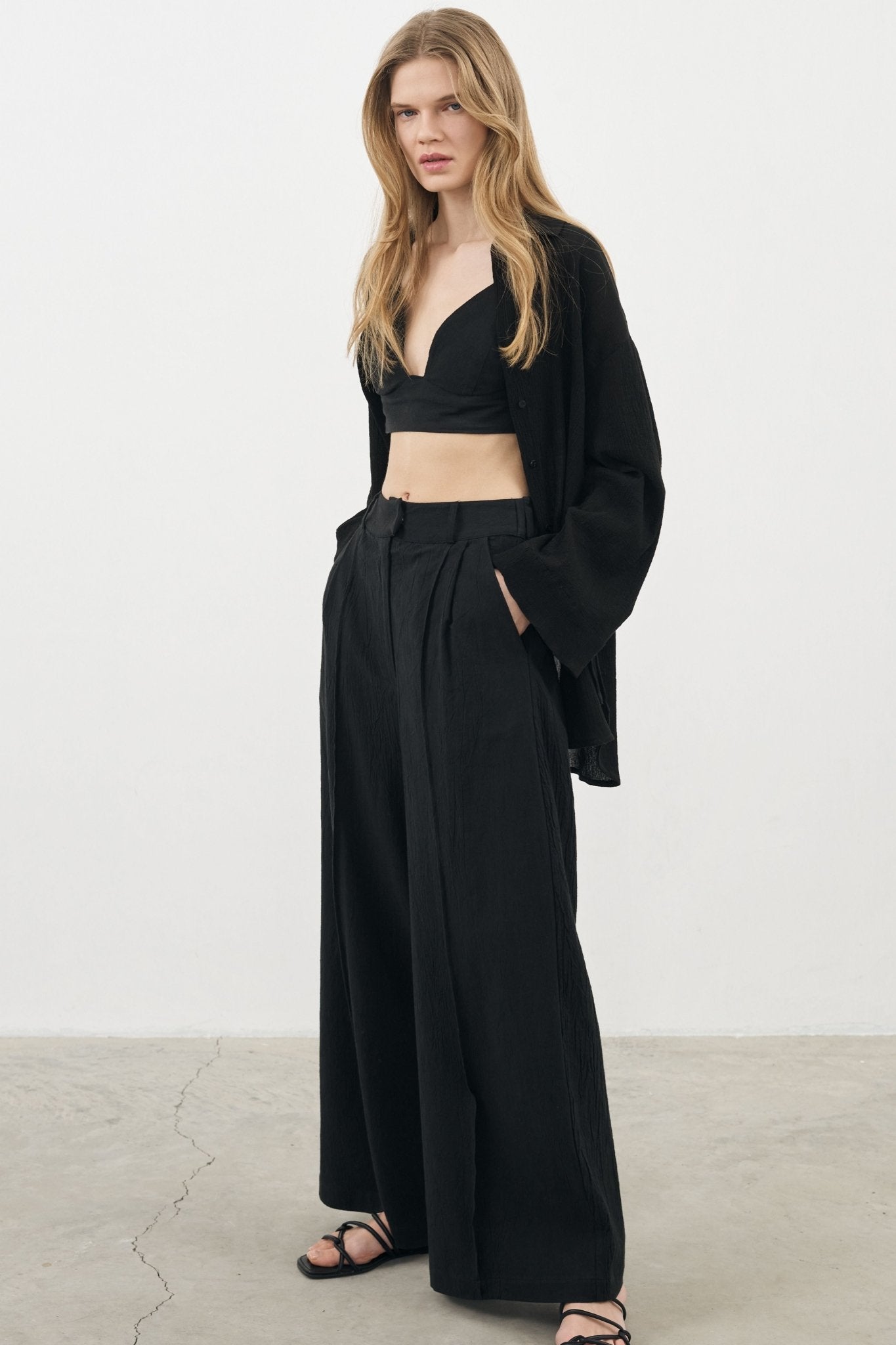 Amara Maxi Shirt Black - The Handloom