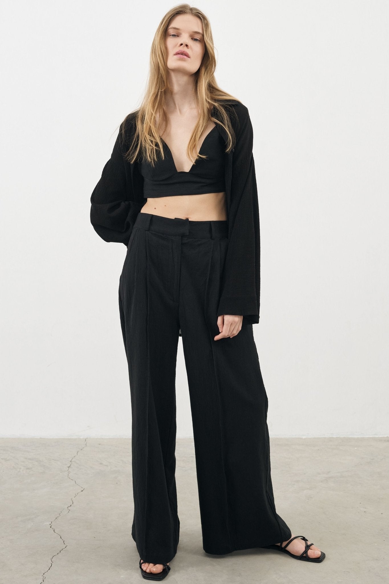 Amara Maxi Shirt Black - The Handloom