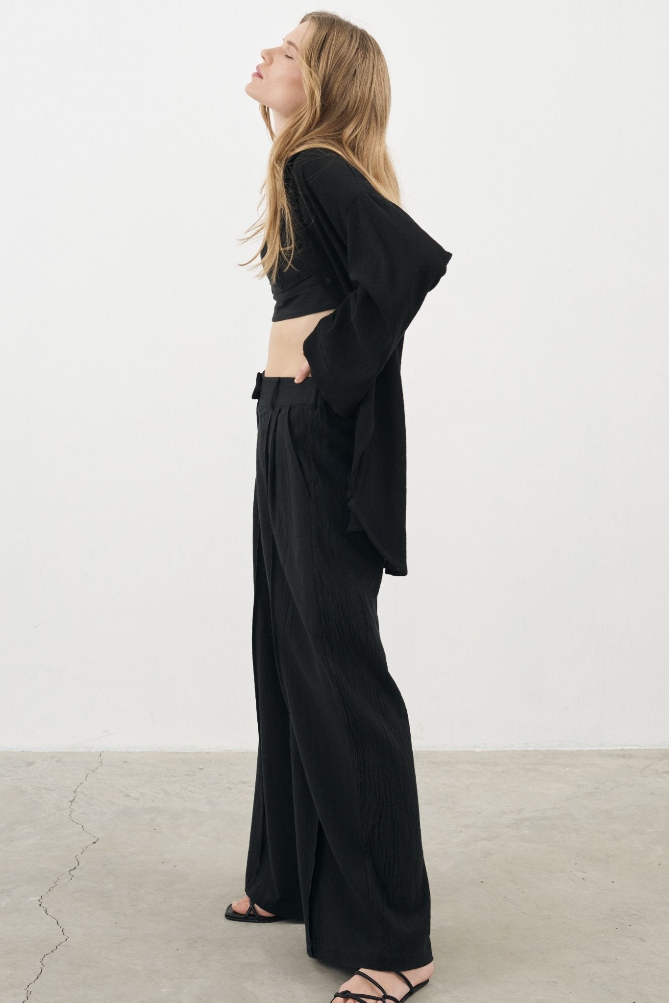 Pera Pants Black - The Handloom