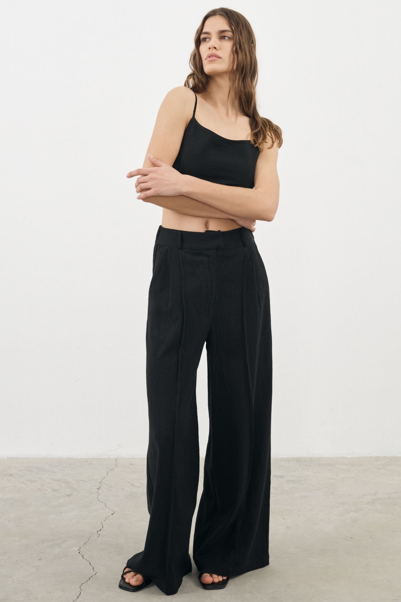 Pera Pants Black - The Handloom